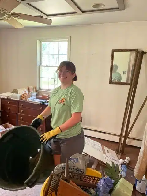 jp junk crew member cleaning a home in Pennyslvania